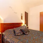 Apartman By The Sea Tri Zala, Korcula - 4334