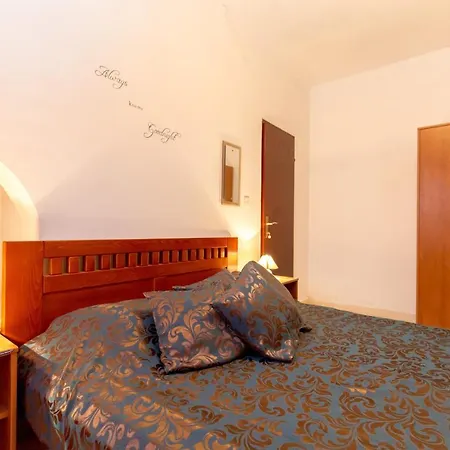 Apartment By The Sea Tri Zala, Korcula - 4334