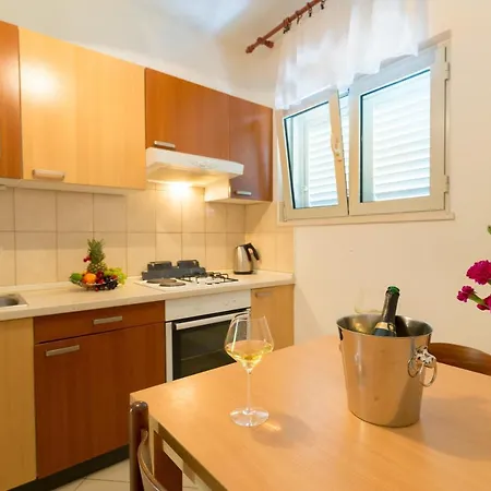 아파트 By The Sea Tri Zala, Korcula - 4334 *